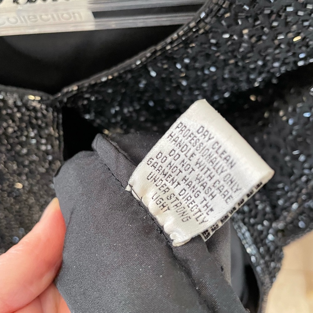 Sequenced jacket. Perfect condition. - Picture 2 of 3